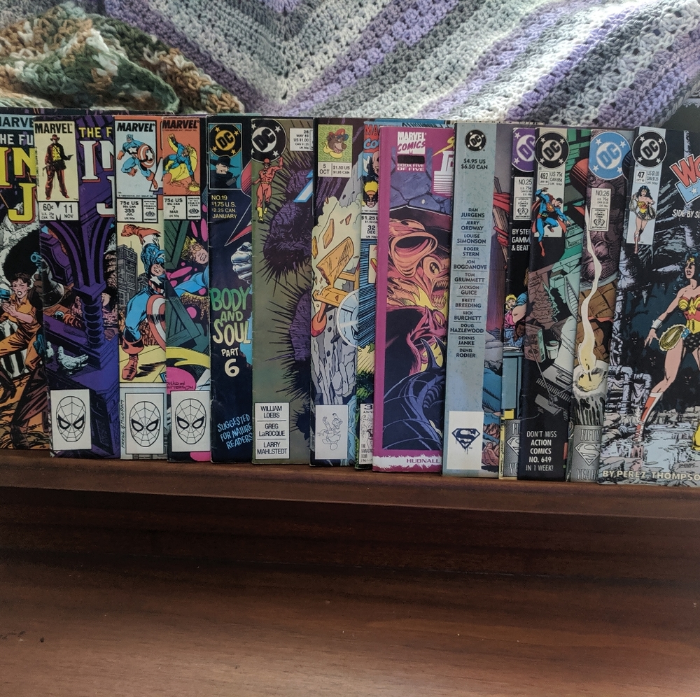 ALL AVAILABLE-DC Comics Set